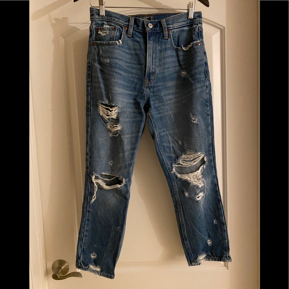 Abercrombie and Fitch high rise mom jeans